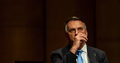 Bolsonaro diz acordar todos os dias com ‘sensação de ter PF na porta’