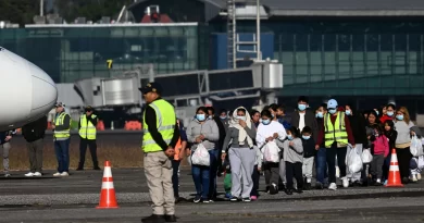 Lewandowski proíbe algemas em brasileiros deportados dos EUA