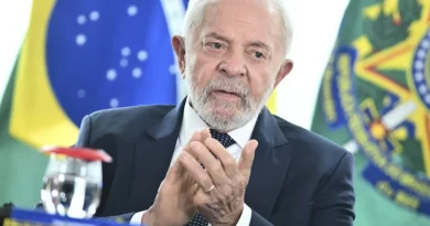 Em rede nacional, Lula explica programas Pé-de-Meia e Farmácia Popular