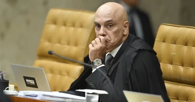 Moraes envia à PGR defesa de denunciados do núcleo 2 da trama golpista