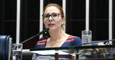 Carla Zambelli critica decisão do STF e cobra reação com palavra final da Câmara