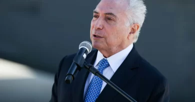 Articulação por candidatura de centro e direita não vai contra Bolsonaro, diz Temer