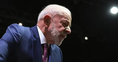 Irritado com vazamento, Lula diz ter pedido ajuda a Xi Jinping com TikTok