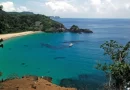 Quais são as duas praias brasileiras que figuram entre as 50 melhores do mundo?