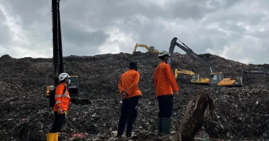 Deslizamento de lixo em aterro sanitário da Indonésia deixa sete mortos