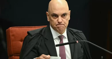 Moraes se pronuncia sobre suposta troca de mensagens com Vorcaro