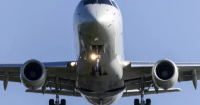 Suécia emite alerta para escassez de combustível para aviões na Europa