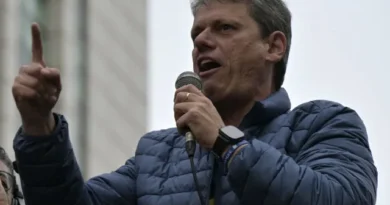 Tarcísio tem piora na avaliação, mas venceria Haddad em disputa em SP, aponta Genial/Quaest