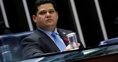 Suplente de Alcolumbre é indiciado pela PF em investigação sobre fraudes de R$ 60 mi