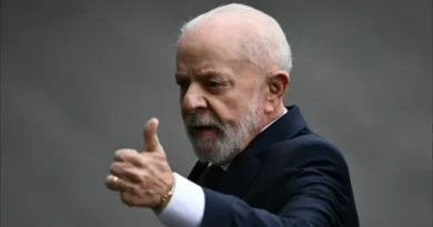 “Ninguém respeita lambe-botas”, diz Lula sobre reunião com Trump