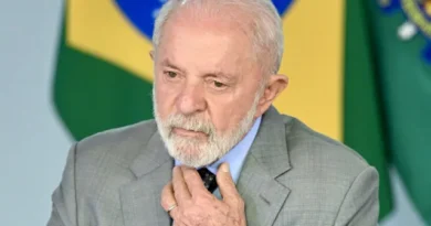 “É um caso de polícia”, diz Lula sobre relação entre Flávio e Vorcaro