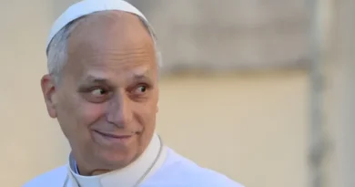 Atendente “desliga na cara” do papa Leão em ligação com o banco