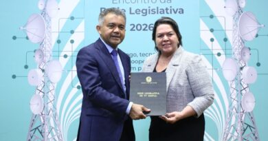 Câmara assina concessão de sinal de TV digital para Minaçu; iniciativa abre caminho para implantação de primeira emissora de TV local