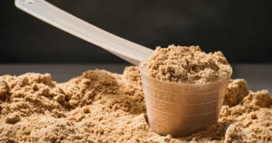 Whey protein e leite em pó vencidos: polícia fecha ‘fábrica’ que embalava produtos e revendia