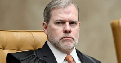Toffoli toma posse no TSE e diz que Justiça não decide eleição