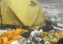 “Lixeira mais alta do mundo”: vídeo expõe lixo acumulado no Monte Everest