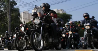 Justiça manda prefeitura de São Paulo liberar Uber Moto