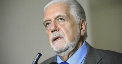 Mendonça autorizou PF a monitorar telefone de Jaques Wagner por suspeita de vazamento de operação