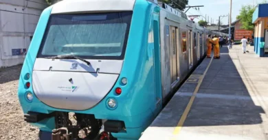 Trens do RJ têm trechos suspensos e atrasos após ventos fortes