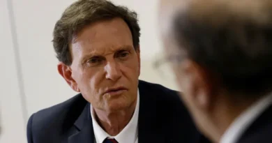 Mendonça suspende inelegibilidade de Crivella e abre caminho para disputa ao Senado no RJ