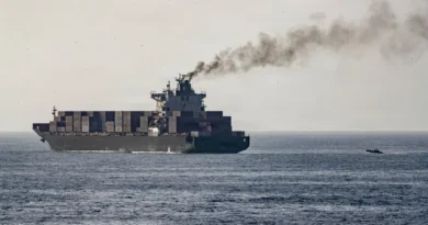 EUA se preparam para confronto prolongado com Irã em Hormuz
