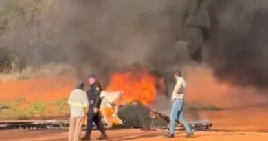 Avião de pequeno porte cai em Mogi Mirim, em São Paulo
