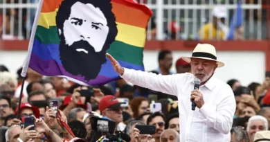 Lula diz que não interfere na PF e defende investigação sobre Lulinha