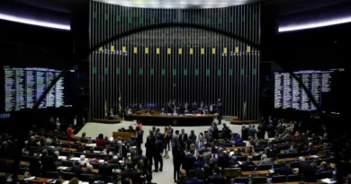 Congresso retorna com dúvidas sobre PEC do fim da 6×1 e prioridade para pautas do agro
