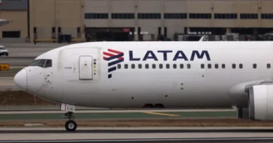 Avião da Latam é obrigado a arremeter após aproximação de balão na pista do Galeão, no Rio