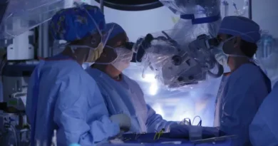 Quase metade dos médicos de UTIs brasileiras tem risco de burnout, diz estudo