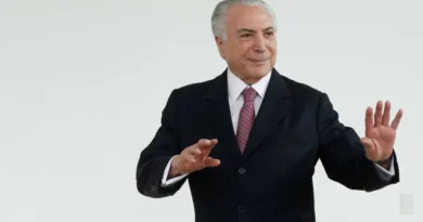 Padrinho de Moraes no STF, Temer se encontra com aliados de Mendonça e busca atenuar crise