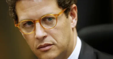 Ricardo Salles desiste de candidatura ao Senado por SP e vai apoiar Derrite e André do Prado