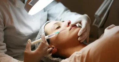 Harmonização facial não é igual para todas as idades; entenda por quê