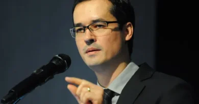 TRE-PR proíbe Dallagnol de usar redes sociais para propaganda eleitoral