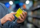 Oncologista revela 2 ingredientes que evita ao fazer compras no mercado