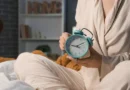 Qual é o pior horário para dormir e como isso afeta seu corpo
