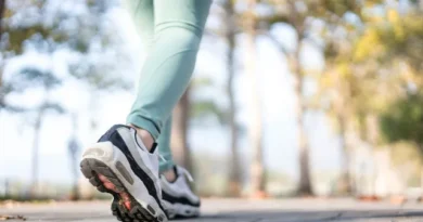 Caminhar de manhã ou à noite? Médica explica o melhor horário para saúde