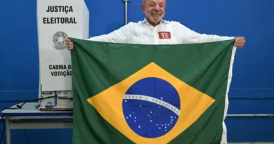 Lula vota e enaltece mobilização popular: “nunca vi nada igual”