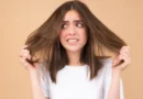 Calor e umidade deixam o cabelo com frizz? Veja como evitar o problema